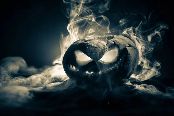 Sorriso Abóbora Halloween Olhos Assustadores Para Noite Festa Vista Perto — Fotografia de Stock