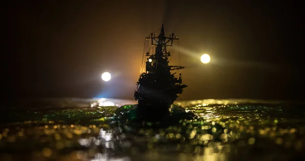 Conceito Guerra Cena Batalha Noturna Mar Efeito Dramático Nuvens Tonificadas — Fotografia de Stock