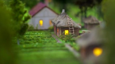 a toy model of an ancient city