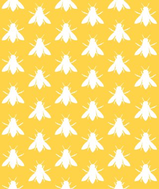 Sarı arka planda izole edilmiş beyaz el çizilmiş arı siluetinin vektörsüz deseni