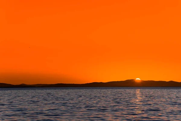 Beau Ciel Orange Avec Coucher Soleil Sur Mer Paysage Plage — Photo