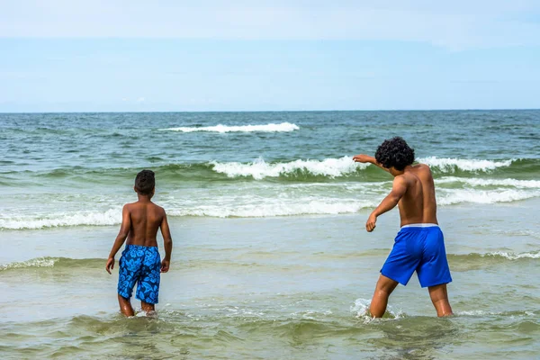 Leba Poland July 2016 Black Boys Sea Playing Water Holiday — Stock Photo, Image