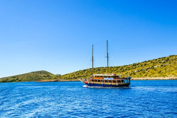 Velero Mar Crucero Yate Velero Navegando Mar Yates Vacaciones Lujo — Foto de Stock