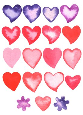 Suluboya Pembe, Kırmızı ve Violet Aşk Kalpleri beyaz arkaplanda izole edilmiş