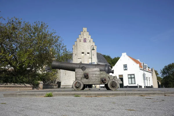 Canhão Histórico Porto Zierikzee Nos Países Baixos — Fotografia de Stock