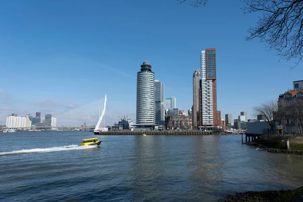 Rotterdam Nizozemsko Rotterdamský Panorama Mostem Erasmus Kop Van Zuid — Stock fotografie