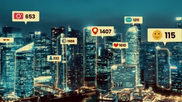 Social-Media-Ikonen fliegen über die Innenstadt und zeigen Menschen, die sich engagieren — Stockvideo