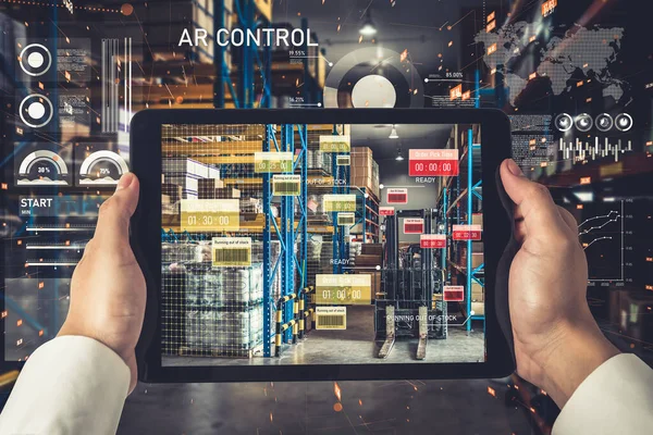 Smart warehouse management system using augmented reality technology — Stock Photo, Image