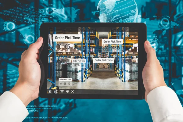 Smart warehouse management system using augmented reality technology — Stock Photo, Image