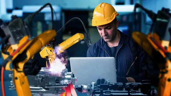 Akıllı endüstri robotu dijital fabrika teknolojisi için modernizasyonu silahlandırdı — Stok fotoğraf