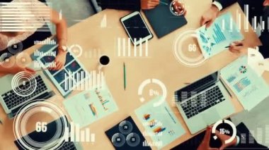 Kurumsal personel toplantısında iş adamlarının yaratıcı görüntüsü