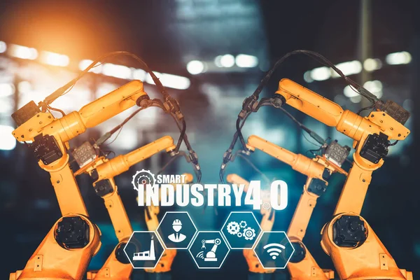 Slimme industriële robotarmen voor digitale fabriekstechnologie — Stockfoto