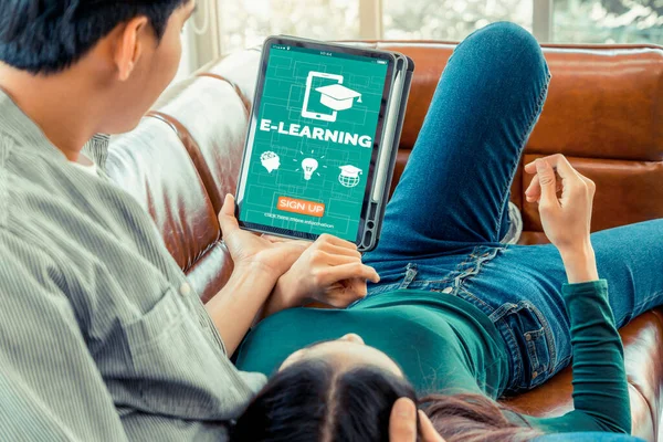 E-learning and Online Education for Student and University Concept. — 스톡 사진