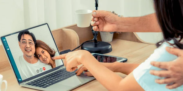 Family happy video call while stay safe at home during covid-19 coronavirus — Stock Photo, Image