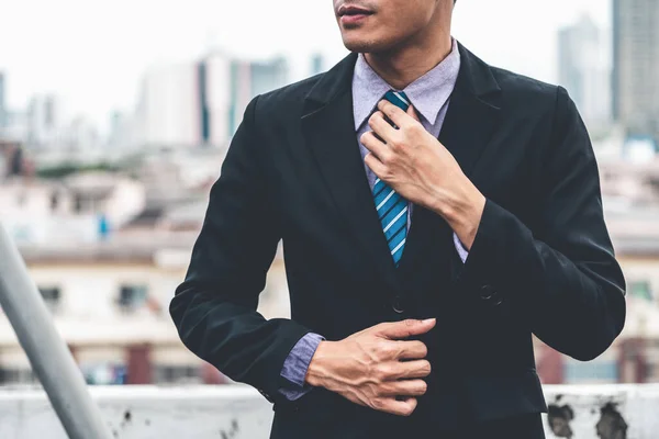 Corpo de homem de negócios vestindo terno comercial formal. — Fotografia de Stock
