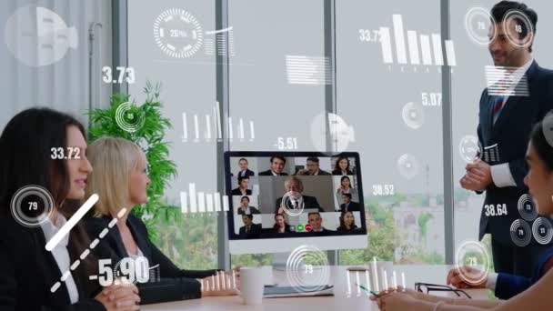 Kreatywna wizja biznesmenów na spotkaniu pracowników korporacyjnych w sprawie połączenia wideo — Wideo stockowe