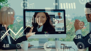 Şirket personeli toplantısındaki iş adamlarının yaratıcı görüntüsü