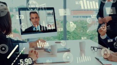 Şirket personeli toplantısındaki iş adamlarının yaratıcı görüntüsü