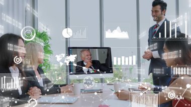 Şirket personeli toplantısındaki iş adamlarının yaratıcı görüntüsü