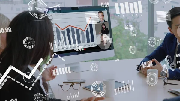 Kreatív vizuális kép az üzletemberekről egy vállalati személyzeti értekezleten videohíváson — Stock Fotó