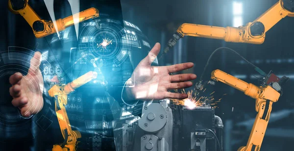 Mechanizovaný průmysl robot rameno a továrna pracovník dvojitá expozice — Stock fotografie