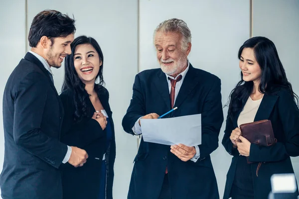 Business people, manager and employee in meeting. — Stock Photo, Image