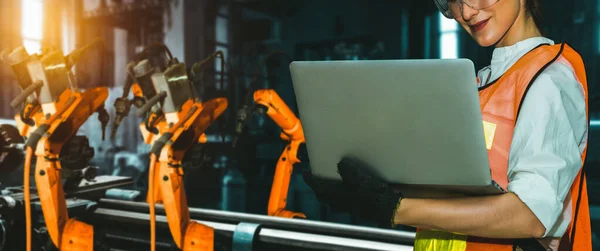 Dijital endüstri ve fabrika robotik teknolojisi için gelişmiş robot kol sistemi — Stok fotoğraf