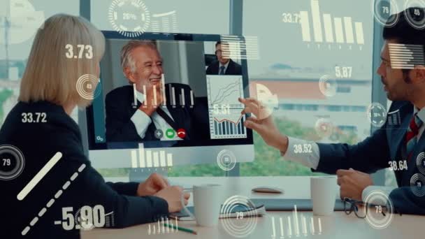 Visual creativa de la gente de negocios en una reunión de personal corporativo en videollamada — Vídeos de Stock