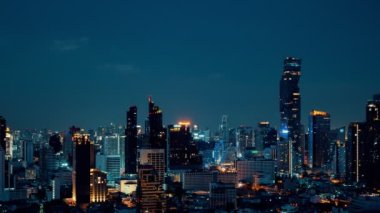Metropolis 'teki şehir ve binaların gündüz ve gece geçiş süreleri
