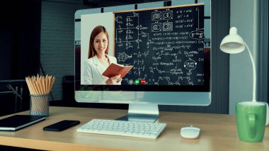 Öğrenci ve Üniversite Konsepti için E-öğrenim ve Çevrimiçi Eğitim.