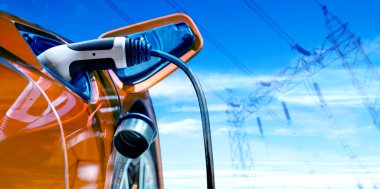 Yeşil enerji ve ekolojik güç kavramında elektrikli araba şarj istasyonu