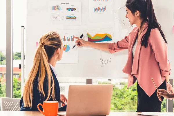 Multicultural working group in teamwork meeting. — Stock Photo, Image