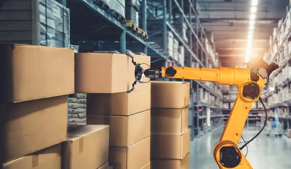 Yenilikçi depo ve fabrika dijital teknolojisi için akıllı robot kol sistemi