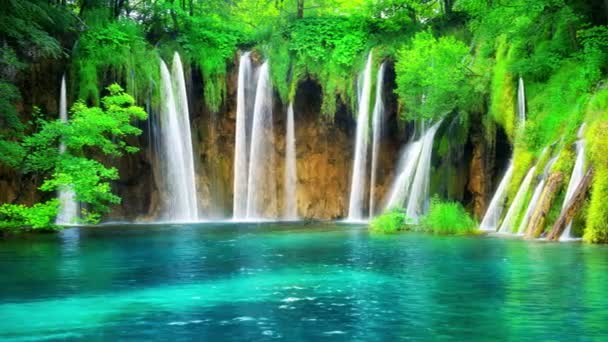Fotografia vídeo da paisagem cachoeira em Plitvice Lagos Croácia na primavera — Vídeo de Stock