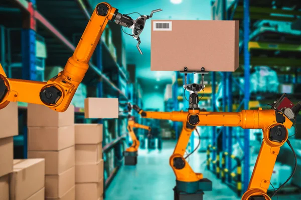 Sistema de braço de robô inteligente para armazém inovador e tecnologia digital de fábrica — Fotografia de Stock