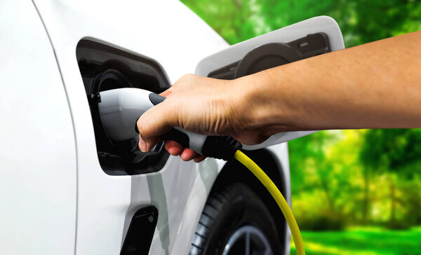 EV зарядная станция для электромобиля в концепции зеленой энергии и экологической энергии