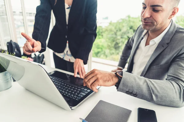 Businessman and businesswoman working in office. — Stock Photo, Image