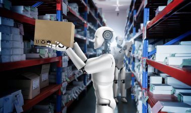 Yenilikçi endüstri robotu insan işçiler için depoda çalışıyor.