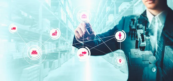 Smart warehouse management system with innovative internet of things technology — Stock Photo, Image