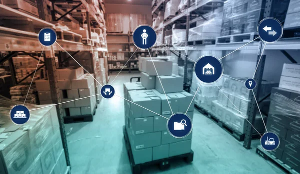 Smart warehouse management system with innovative internet of things technology — Stock Photo, Image