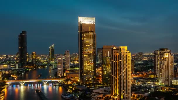 Time lapse night cityscape and high-rise buildings in metropolis city center — Stock Video