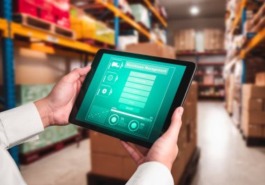 Bilgisayarda gerçek zamanlı izleme için depo yönetimi yenilikçi yazılımı