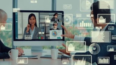 Şirket personeli toplantısındaki iş adamlarının yaratıcı görüntüsü