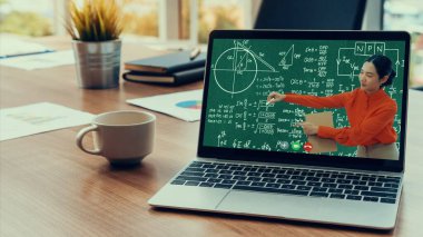 Öğrenci ve Üniversite Konsepti için E-öğrenim ve Çevrimiçi Eğitim.