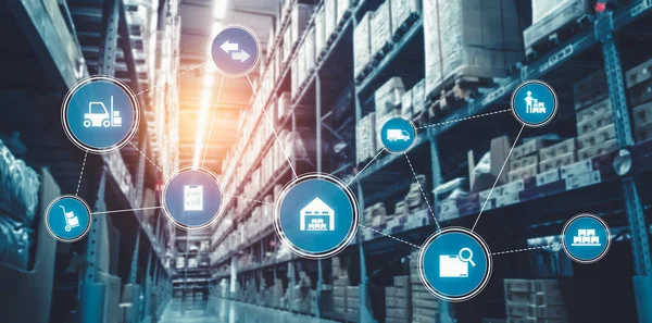 Smart warehouse management system with innovative internet of things technology — Stock Photo, Image