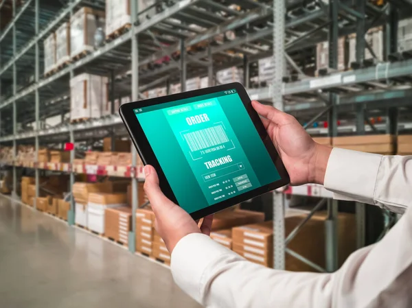 Warehouse management innovative software in computer for real time monitoring — Stock Photo, Image