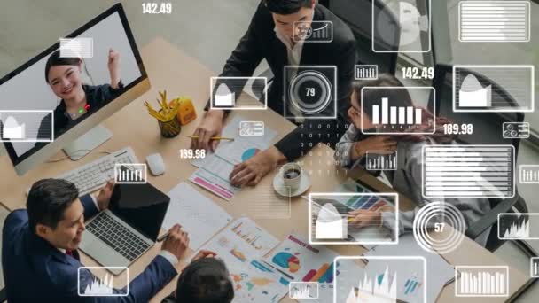 Visuels créatifs de gens d'affaires lors d'une réunion du personnel de l'entreprise sur appel vidéo — Video