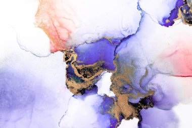 Kağıt üzerinde mermer sıvı mürekkep resminin mor altın soyut arkaplanı .