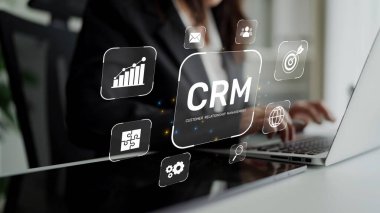 CRM platformları veri analizi, CRM iletişim araçları ve otomasyon yoluyla müşteri ilişkilerini geliştirir. CRM sistemleri müşteri yönetimi, izleme ve CRM ilişki başarısını destekler. Muxer