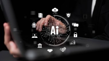 LLM 'de yapay zeka asistanı, büyük veriler, makine öğrenimi ve üretken yapay zeka gücü gelişmiş iş uygulamaları için ajanssal yapay zekayı destekliyor. Latch